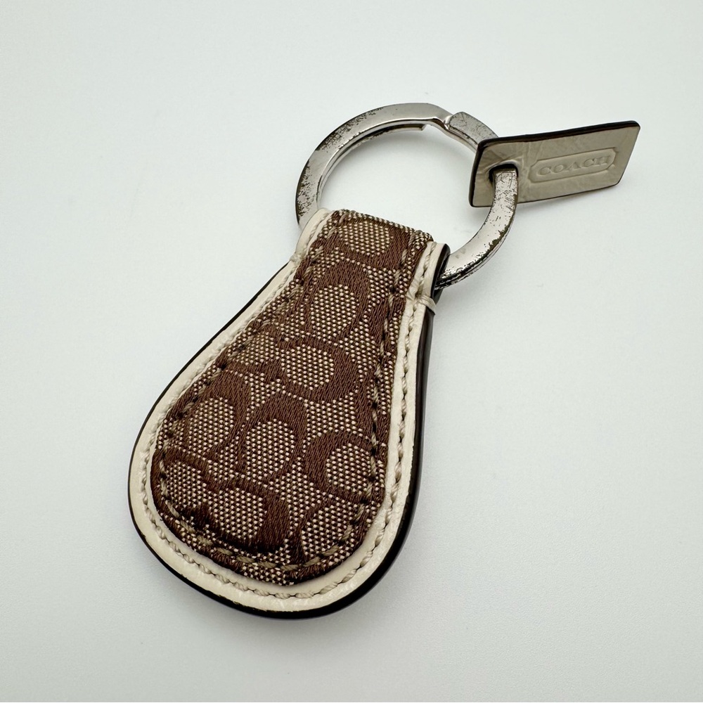 Vintage Coach Signature Jacquard Key Fob Brown Khaki Ivory Leather